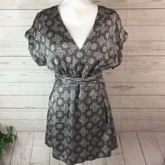 Ted Baker London Dresses & Skirts - TED BAKER Florals silk tie around dress size 3/8